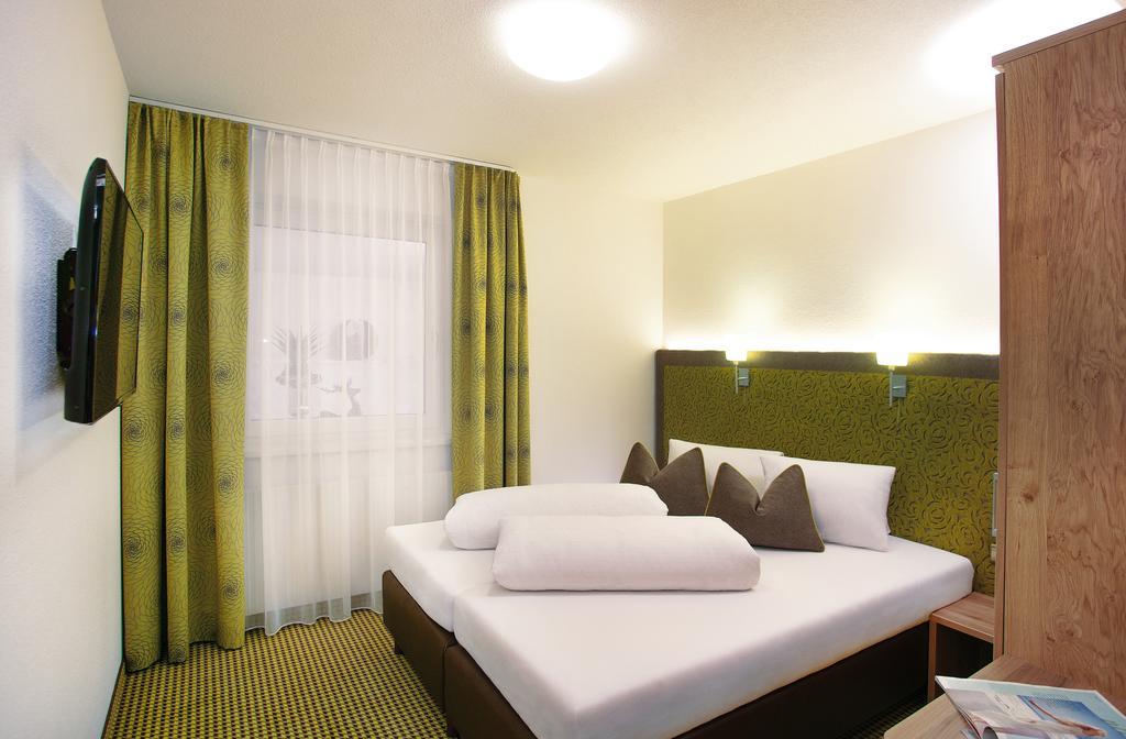 Hotel Garni Chasa Sulai Ischgl Pokój zdjęcie